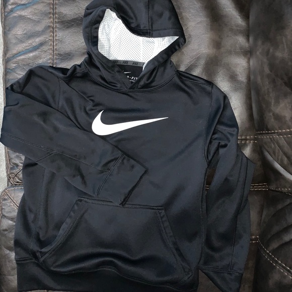 Nike Other - Nike therma fit hoodie youth medium (M)